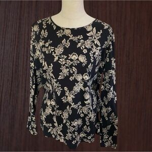 Croft & Barrow Black and Cream Fitted Long Sleeve Blouse